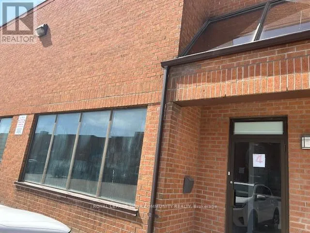4 - 610 BOWES ROAD, Vaughan (Concord), Ontario L4K4A4