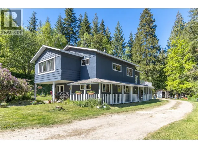 3591 65 Avenue NW, Salmon Arm, British Columbia V1E3A2