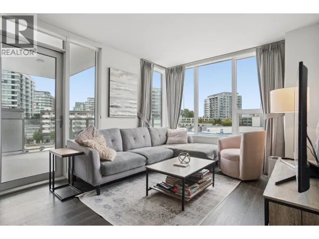 608 7488 LANSDOWNE ROAD, Richmond, British Columbia V7C0B9