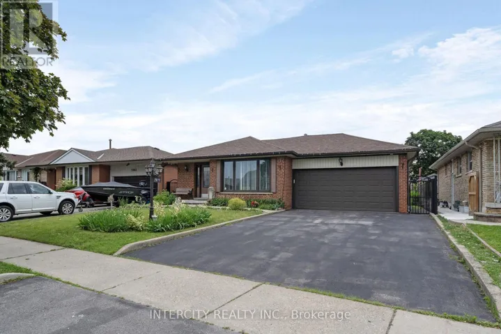 7279 VERNOR DRIVE, Mississauga (Malton), Ontario L4T2P5
