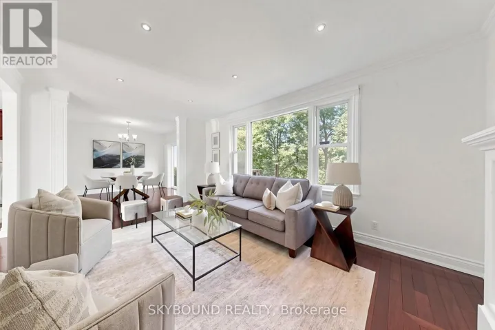 19 RIVERVIEW HEIGHTS, Toronto (Humber Heights), Ontario M9P2N3