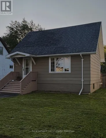 124 KENOGAMI AVENUE S, Thunder Bay (West End), Ontario P7B4R7