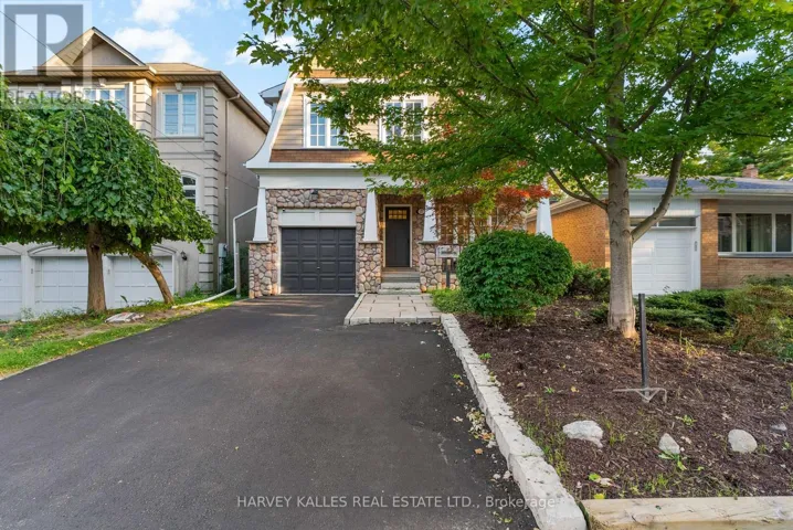 121 JOHNSTON AVENUE, Toronto (Lansing-Westgate), Ontario M2N1H1