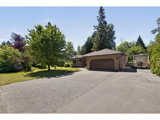 21050 YEOMANS CRESCENT, Langley, British Columbia V1M2P7