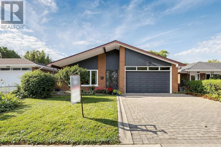 27 WARLINGHAM COURT, Toronto (Eringate-Centennial-West Deane), Ontario M9C3K2