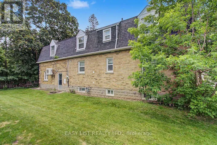 77 AVONDALE AVENUE, Toronto (Willowdale East), Ontario M2N2V1
