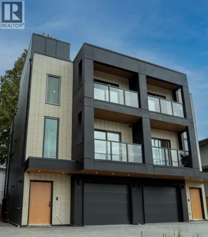 2 7554 WRIGHT STREET, Burnaby, British Columbia V3N3W7