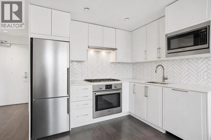 507 2435 KINGSWAY, Vancouver, British Columbia V5R5G8