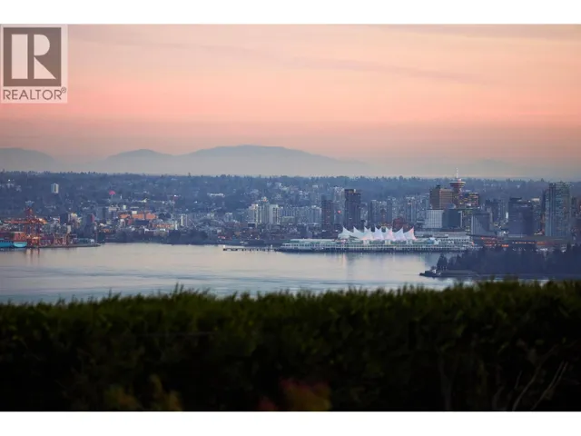 875 EYREMOUNT DRIVE, West Vancouver, British Columbia V7S2B2
