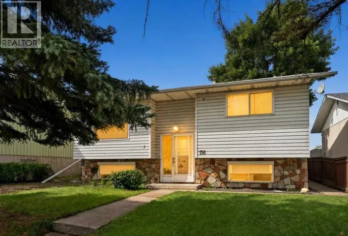 156 Dovely Crescent SE, Calgary, Alberta T2B2L1