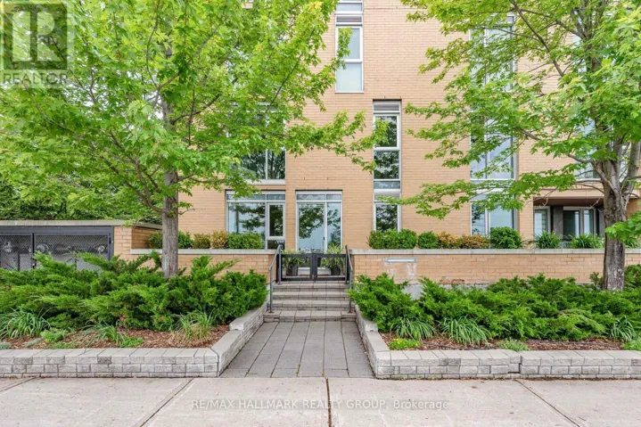 110 - 200 LETT STREET, Ottawa, Ontario K1R0A7