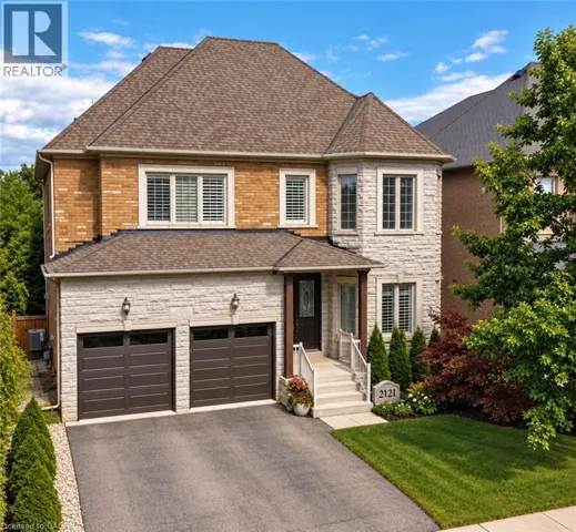 2121 BLACKFOREST Crescent, Oakville, Ontario L6M4T6