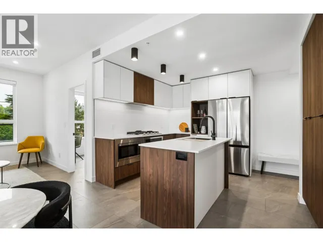 206 623 KEMSLEY AVENUE, Coquitlam, British Columbia V3J0L8