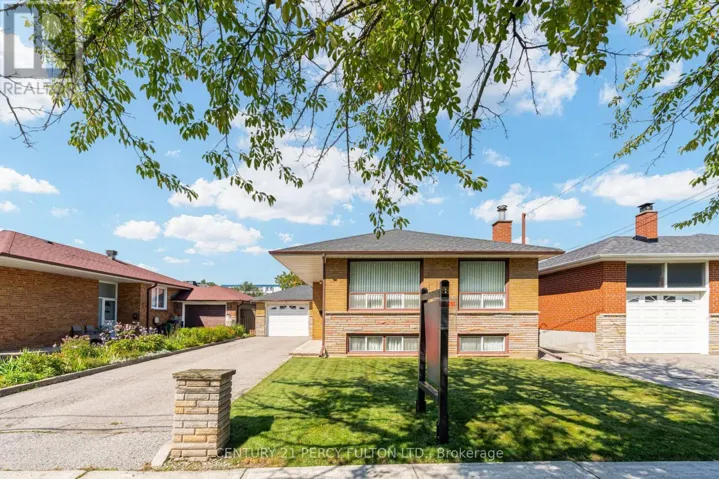 10 DUNLOP AVENUE, Toronto (Clairlea-Birchmount), Ontario M1K1K9