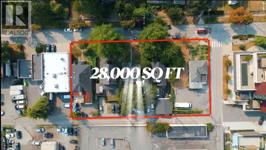 452 ROUSSEAU STREET, New Westminster, British Columbia V3L3R3