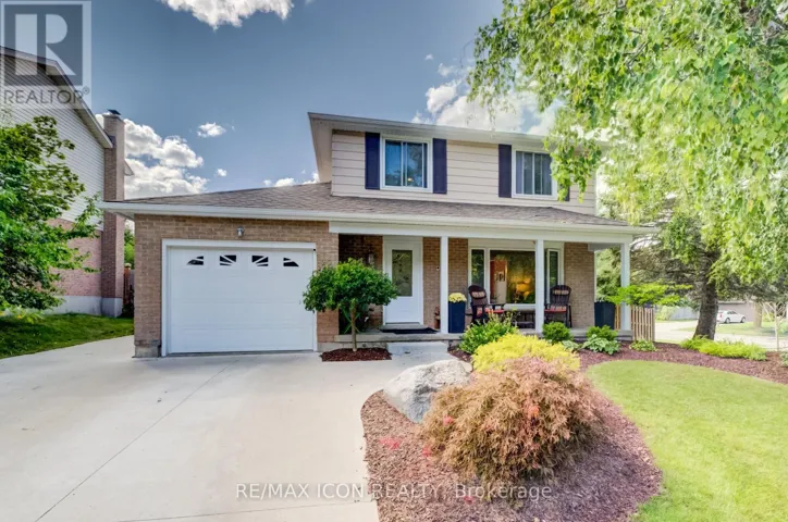 7 VINTAGE CRESCENT, Kitchener, Ontario N2P1L1