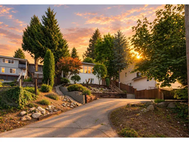 11378 RIVER ROAD, Surrey, British Columbia V3V2V6