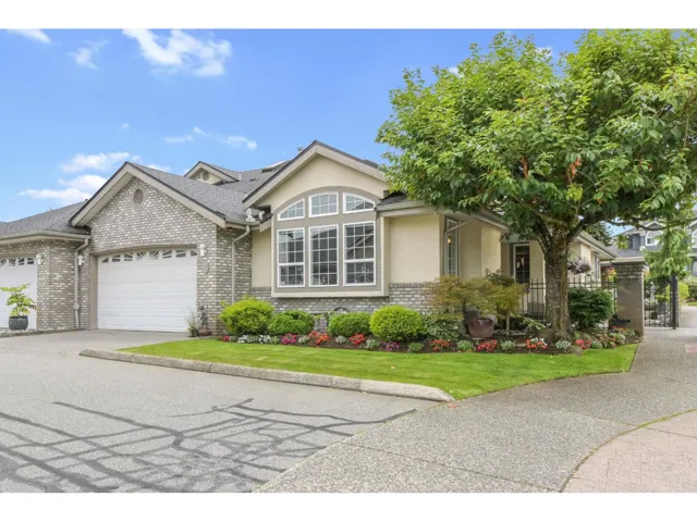 1 32777 CHILCOTIN DRIVE, Abbotsford, British Columbia V2T5W4