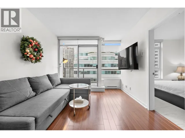 808 821 CAMBIE STREET, Vancouver, British Columbia V6B0E3