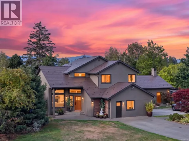 5225 Island Hwy N, Courtenay, British Columbia V9J1S7