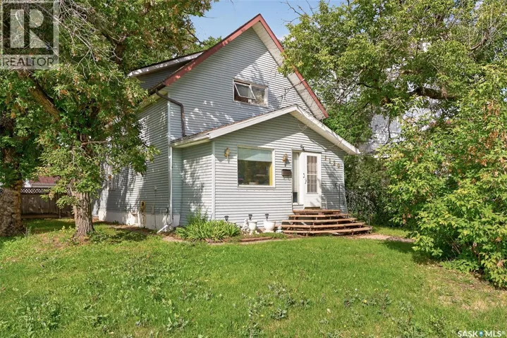 1120 Algoma AVENUE, Moose Jaw, Saskatchewan S6H3Z6