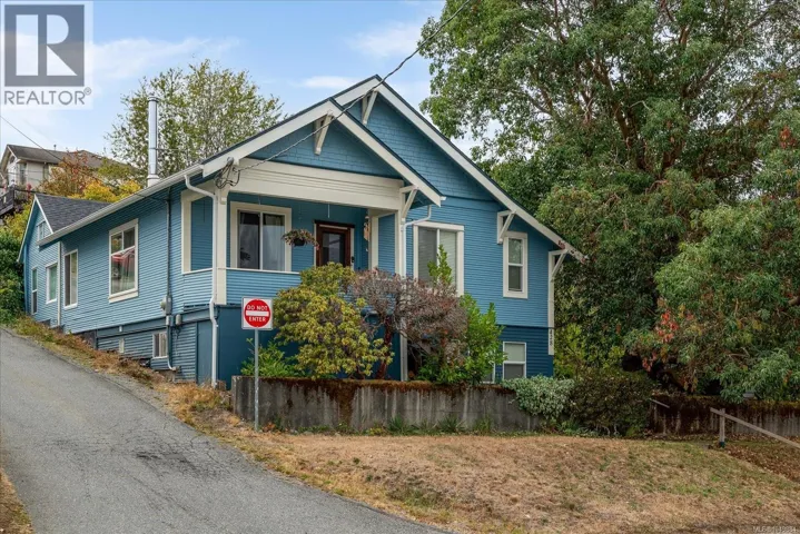 428 2nd Ave, Ladysmith, British Columbia V9G1B8