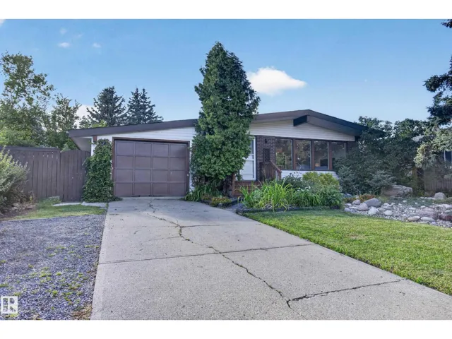 1042 PARKER DR, Sherwood Park, Alberta T8A1C6