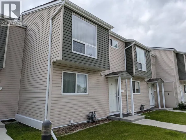 19, 5425 Pensacola Crescent SE, Calgary, Alberta T2A2G7