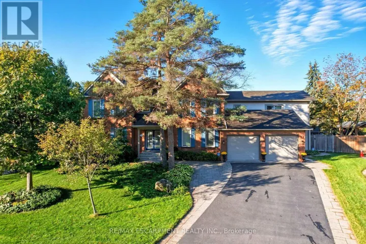 77 FLANDERS DRIVE, Hamilton (Waterdown), Ontario L8B0G6