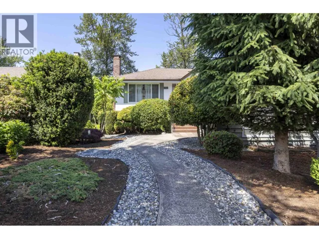 6119 SERVICE STREET, Burnaby, British Columbia V5H1V7