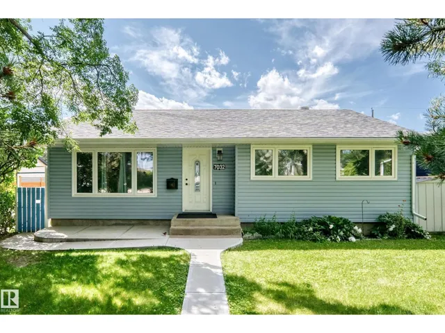 7032 81 ST NW, Edmonton, Alberta T6C2T4