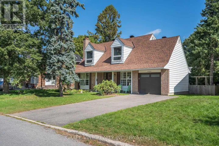 1323 FERNWOOD DRIVE, Ottawa, Ontario K1V7J8