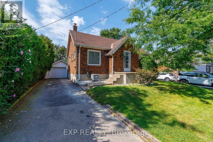 61 MARMORA STREET, St. Catharines (E. Chester), Ontario L2P3C2