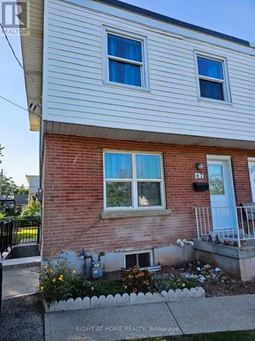 47 EASTVALE PLACE, Hamilton (McQuesten), Ontario L8H1N9