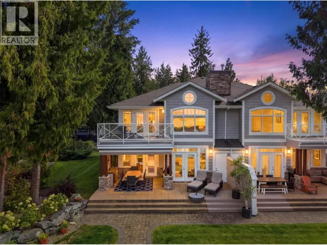 3950 Express Point Road Unit# 8, Scotch Creek, British Columbia V0E1M5