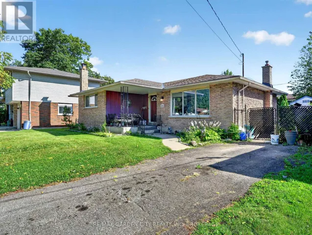 56 BURNESS DRIVE, St. Catharines (Secord Woods), Ontario L2P1J5