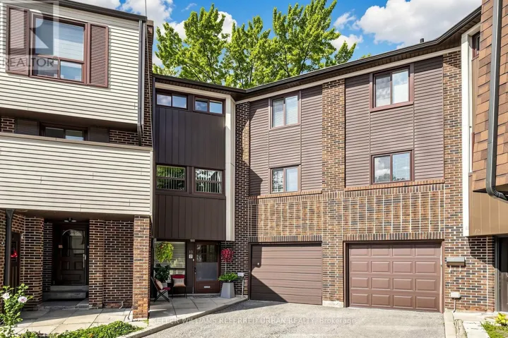 10 TURRET HILLWAY WAY, Toronto (Hillcrest Village), Ontario M2H3A8