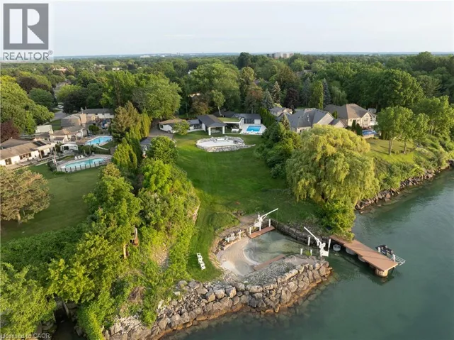 88 OCTOBER Drive, St. Catharines, Ontario L2N6J6