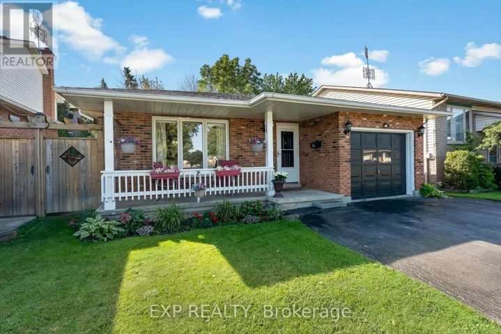 124 ST AUGUSTINE DRIVE, St. Catharines (Secord Woods), Ontario L2P3W9