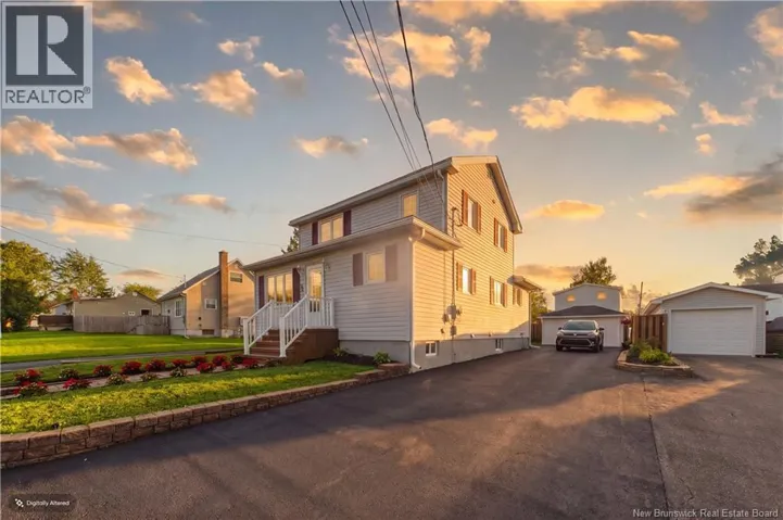 162 Churchill, Dieppe, New Brunswick E1G7J4