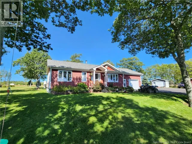 146 Rue Omer, Pointe-À-Tom, New Brunswick E1X3X1