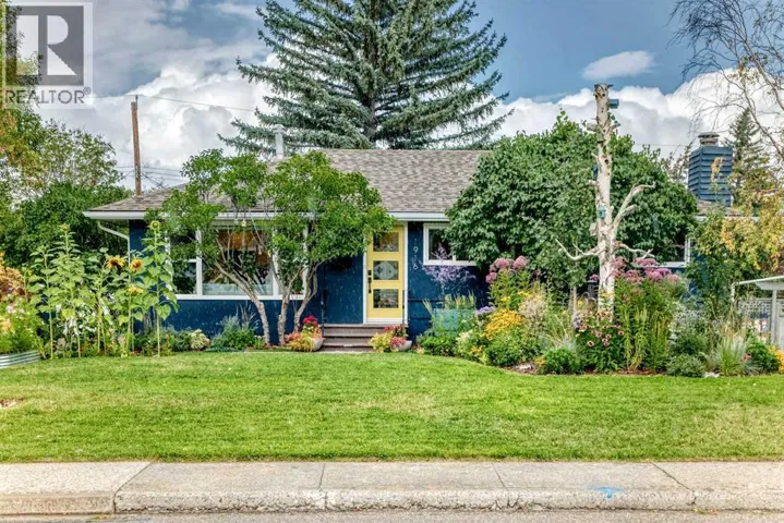1916 Green Ridge Road SW, Calgary, Alberta T3E4B1