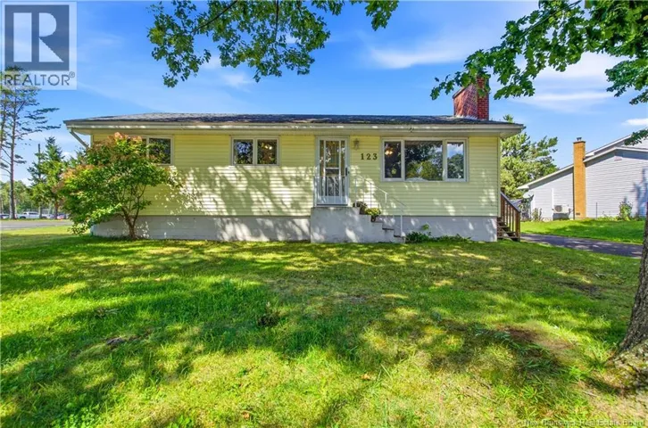 123 McAdam Ave, Fredericton, New Brunswick E3A1G7