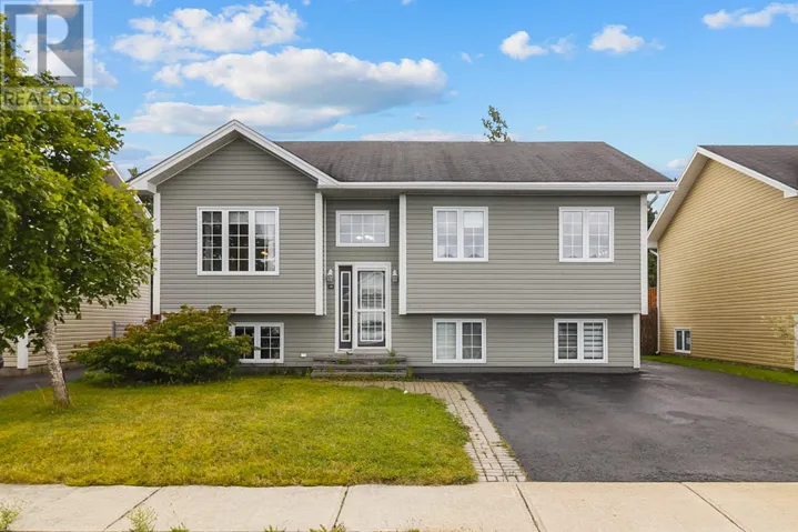 28 Cessna Street, St. John's, Newfoundland & Labrador A1A5Y4