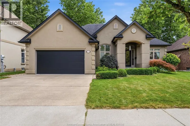 580 SUPERIOR, LaSalle, Ontario N9J3Z6