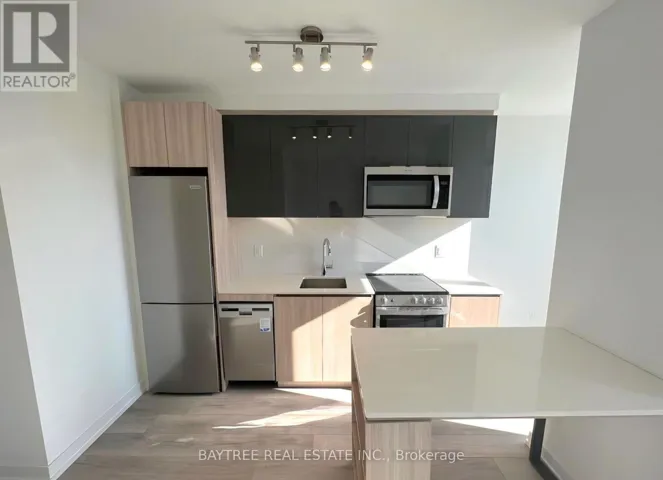 205 - 11 MARYPORT AVENUE, Toronto (Downsview-Roding-CFB), Ontario M3M0E2