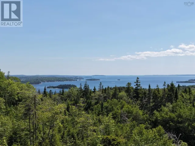217 Toni Avenue, Boutiliers Point, Nova Scotia B3Z1X4