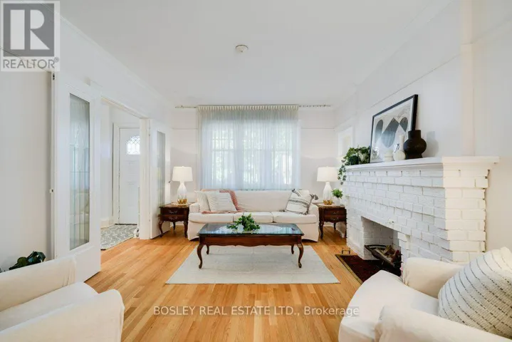 247 MELROSE AVENUE, Toronto (Bedford Park-Nortown), Ontario M5M1Z2