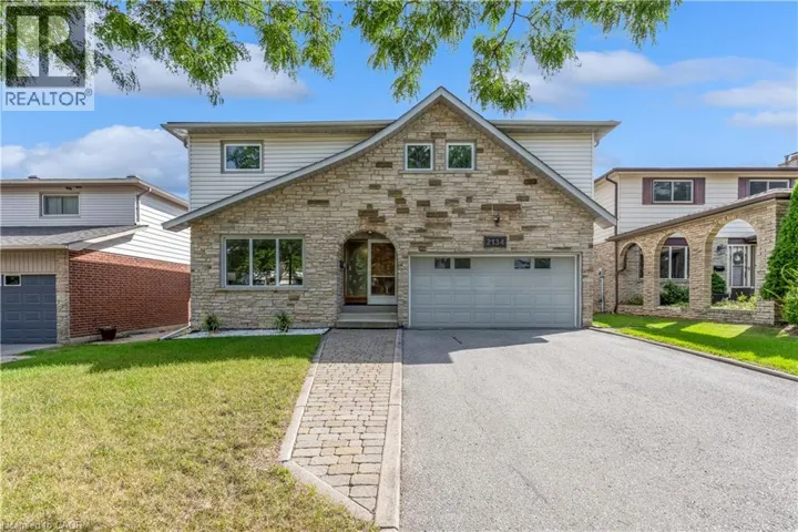 2134 CARTIER Crescent, Burlington, Ontario L7P2Z5