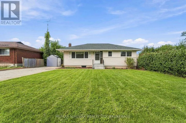 29 GLENGARRY ROAD, St. Catharines (Oakdale), Ontario L2T2T9